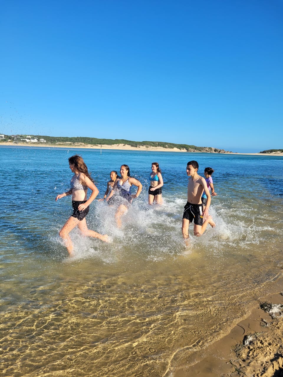 Sume Bakkes; Mia Schutte, Michiano Coltman, Enlin Wentzel, Madri Admans, Christine Schutte Sume Bakkes; Mia Schutte, Michiano Coltman, Enlin Wentzel, Madri Admans, Christine Schutte