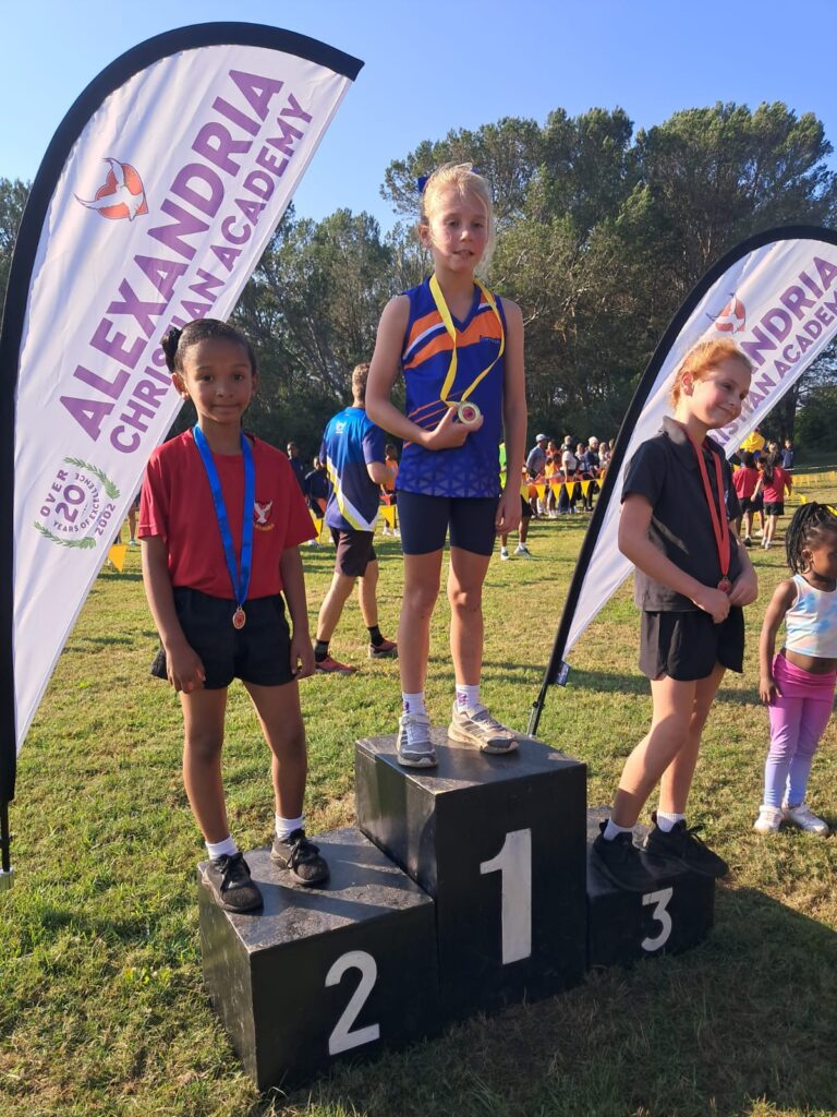 Congratulations to Miley Cannon on achieving an excellent 2nd-place finish in cross country.