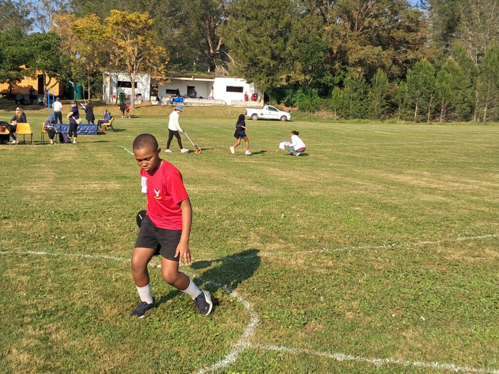 Bulle Mangali prepares to throw the discus.