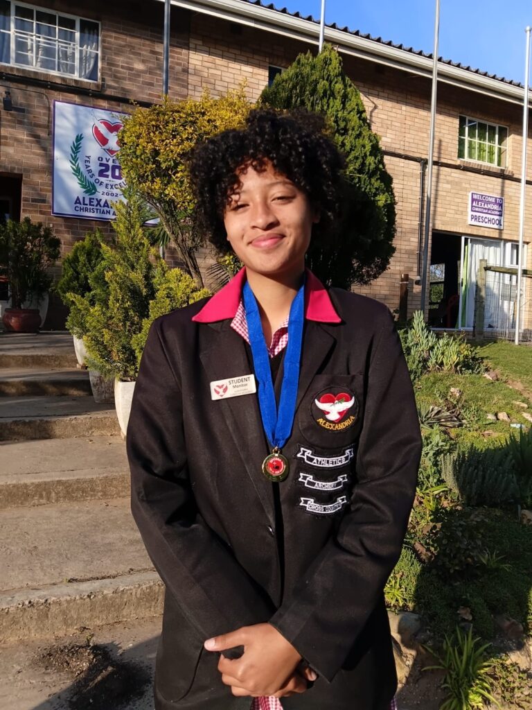 Enlin Wentzel received an award for her outstanding overall performance at the regional athletics.