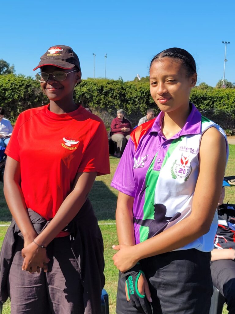 Alive Singqoto and Enlin Wentzel represented ACA at the Eastern Cape Archery Championships.